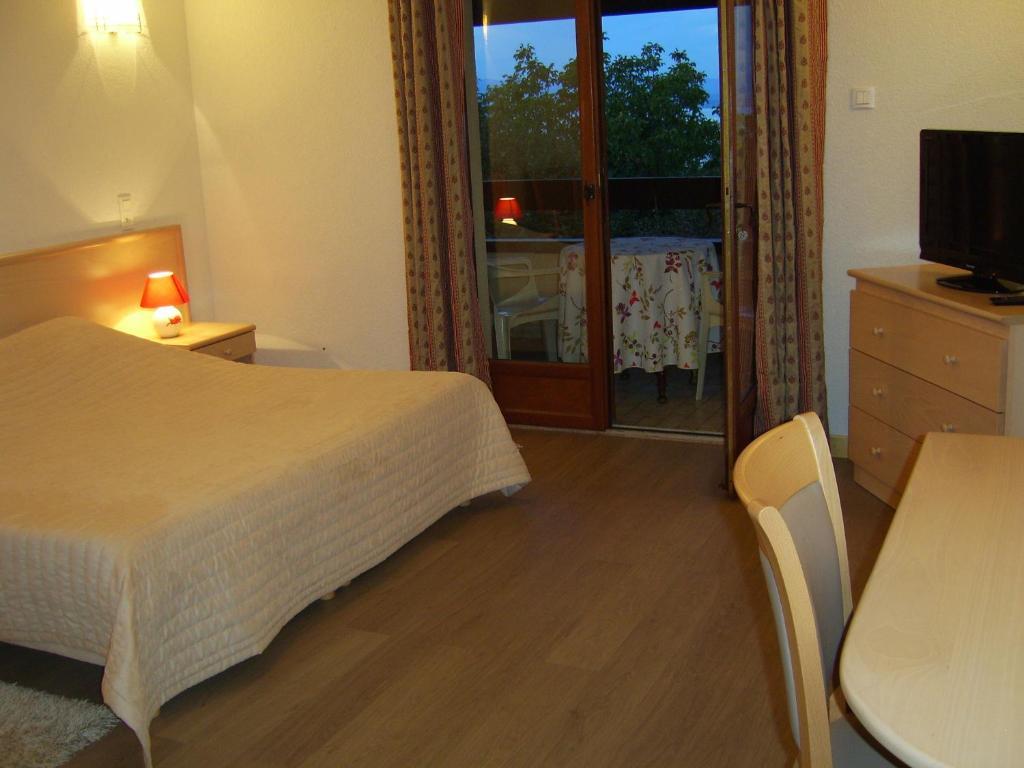 Hotel Les Pavillons Du Golf Evian-les-Bains Exterior photo